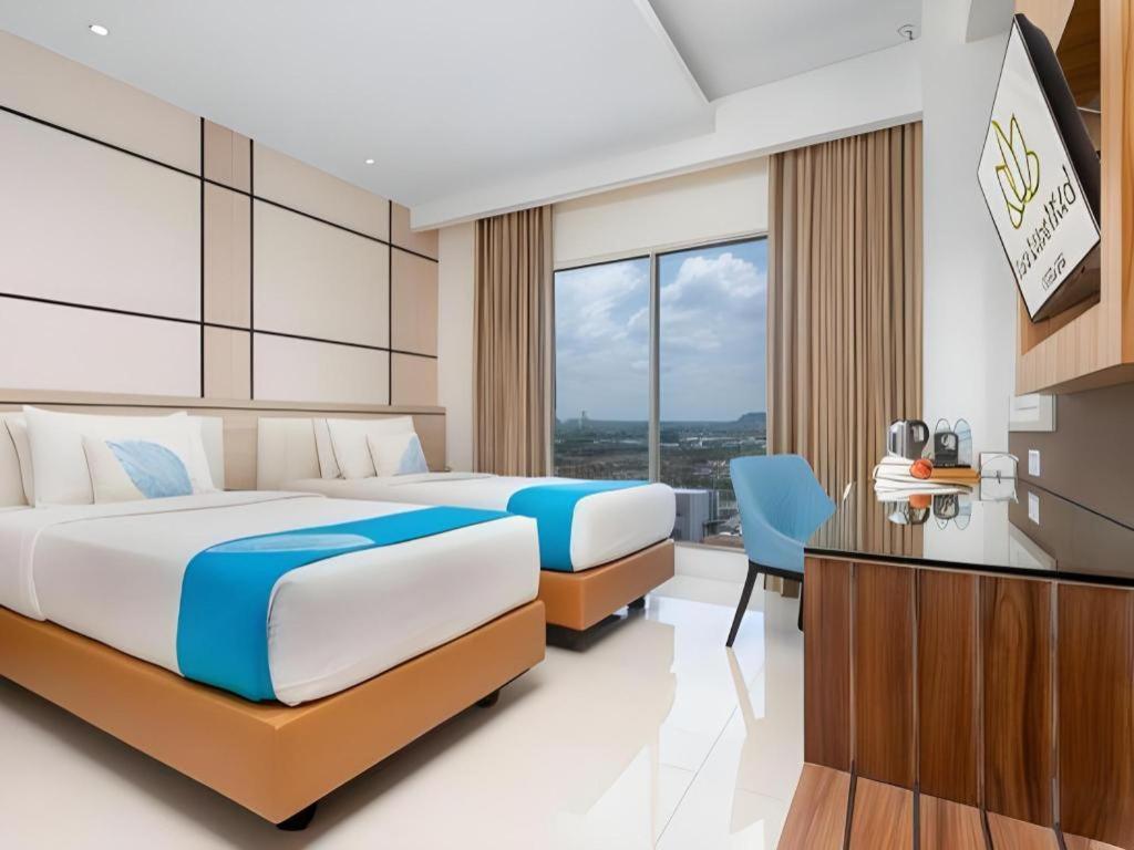Java Lotus Hotel Джембер Экстерьер фото