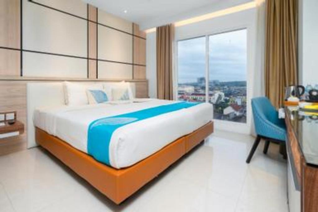 Java Lotus Hotel Джембер Экстерьер фото